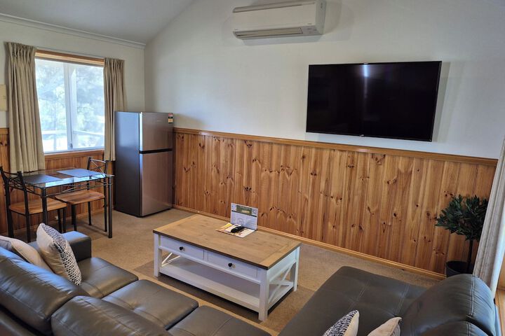 Room 7 of 48