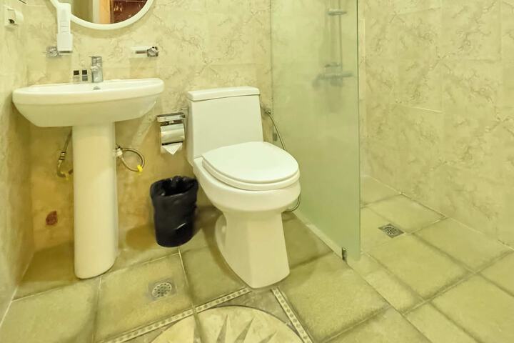 Room 45 of 68