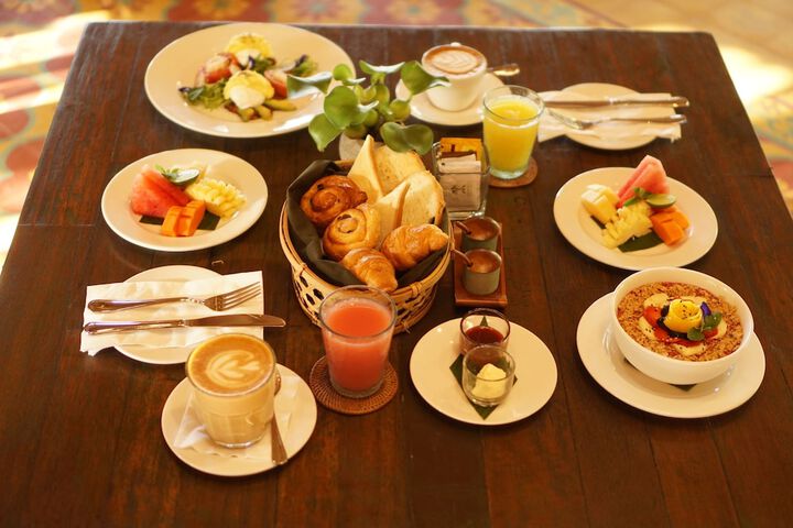 Breakfast/Coffee Service 131 of 163