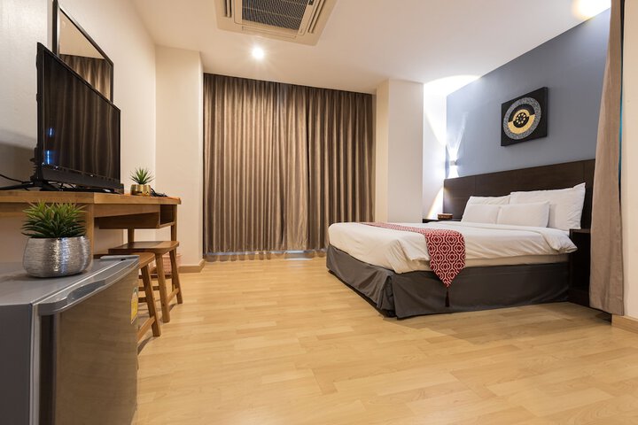 Room 16 of 29
