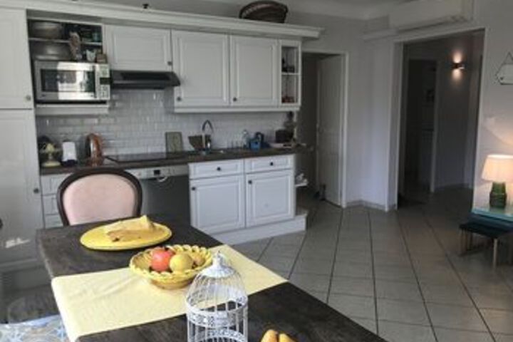 Room 15 of 22