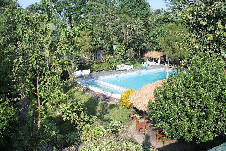 Pool 12 of 24