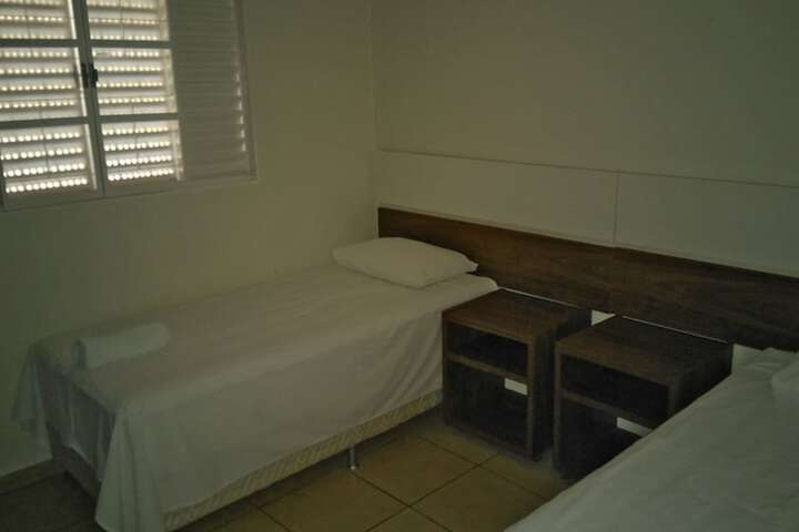 Room 6 of 28