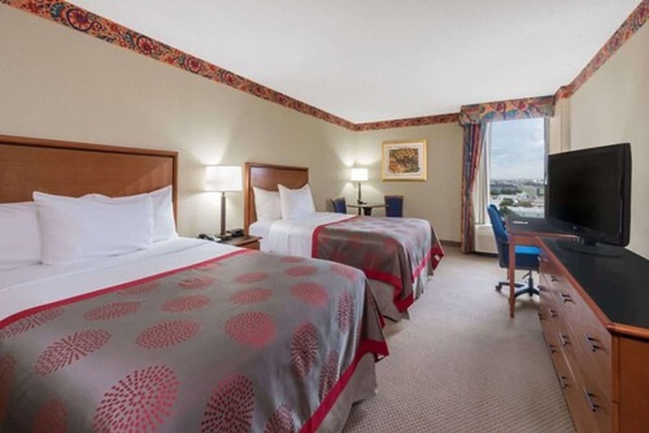 Room 7 of 22