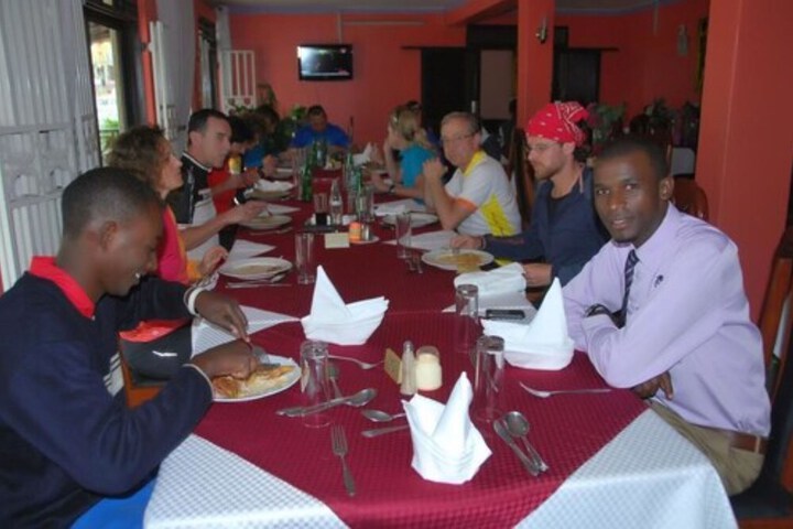 Dining 13 of 20