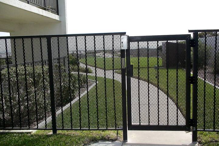 Property Grounds 18 of 20