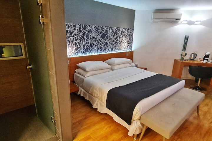 Room 38 of 90