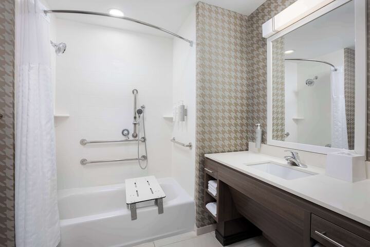 Bathroom shower