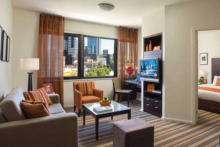 Room 7 of 28