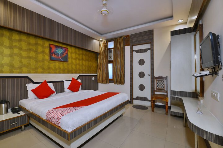 Room 17 of 20