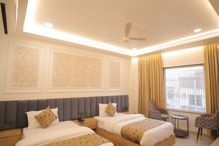 Room 54 of 103
