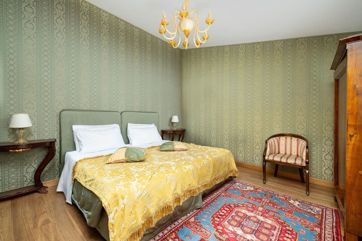 Room 38 of 81