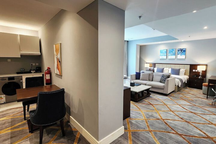 Room 44 of 109