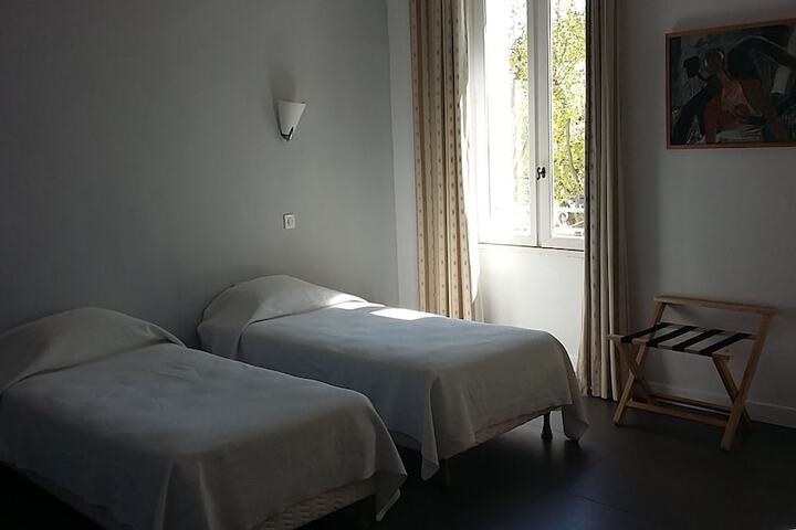 Room 4 of 47