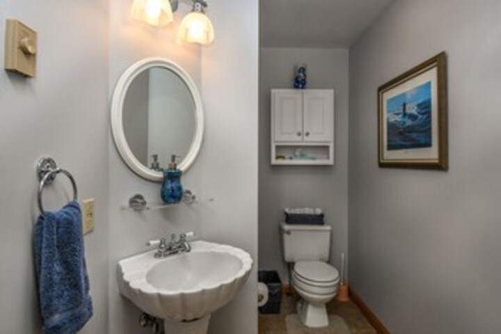 Room 4 of 24