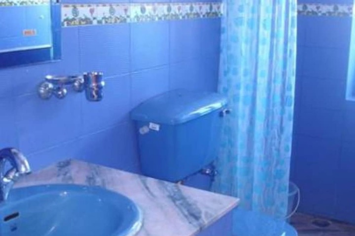 Room 5 of 6