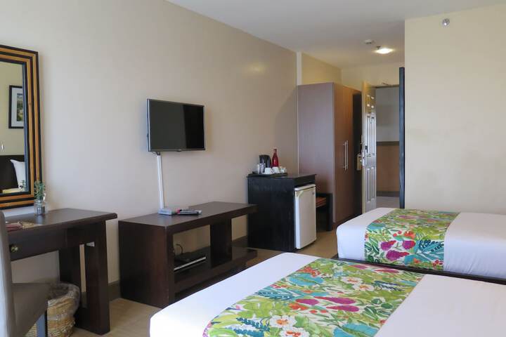 Room 9 of 148