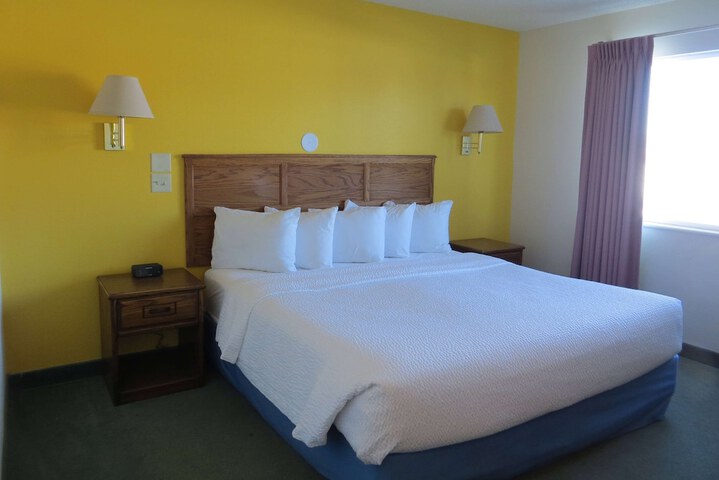 Room 18 of 60