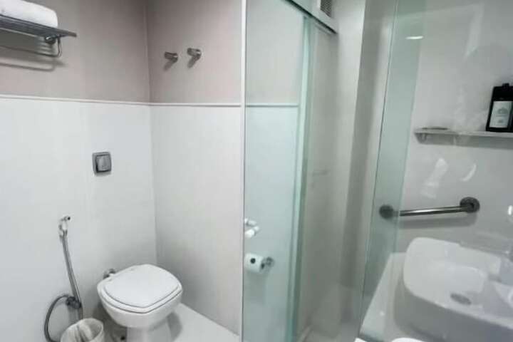 Room 45 of 77