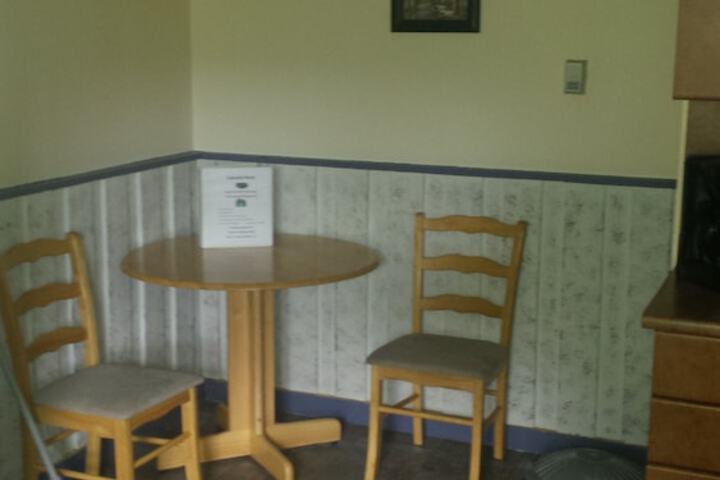 Room 12 of 33