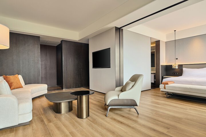 Room 41 of 93