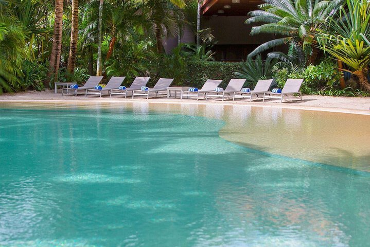 Pool 40 of 68