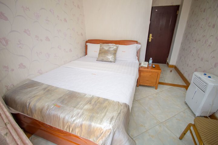Room 20 of 40