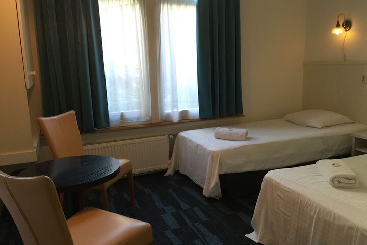 Room 13 of 55