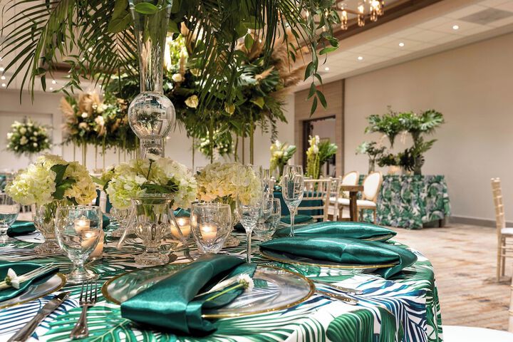 Ballroom/Hall 45 of 62