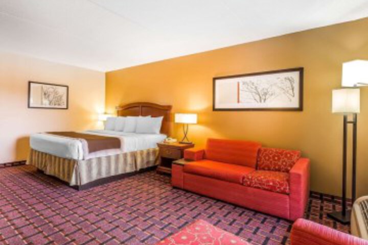 Room 12 of 35