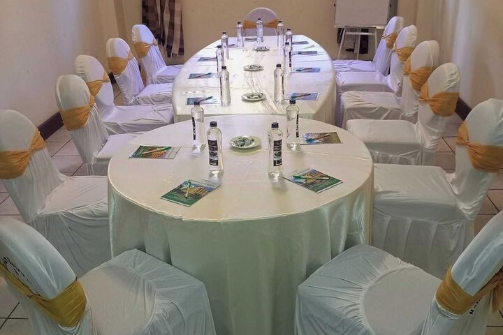 Ballroom/Hall 44 of 54