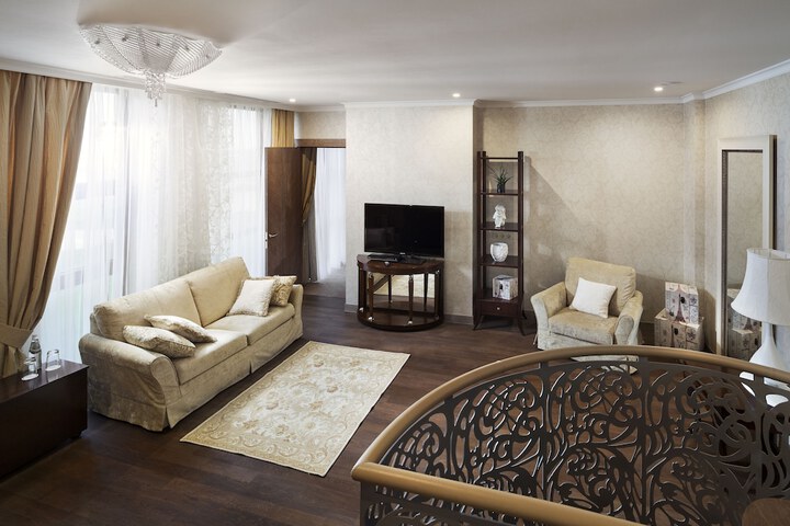 Room 28 of 108