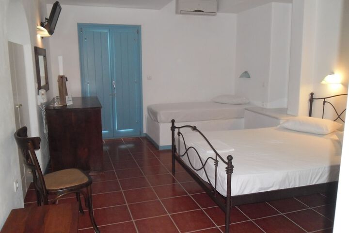 Room 8 of 22
