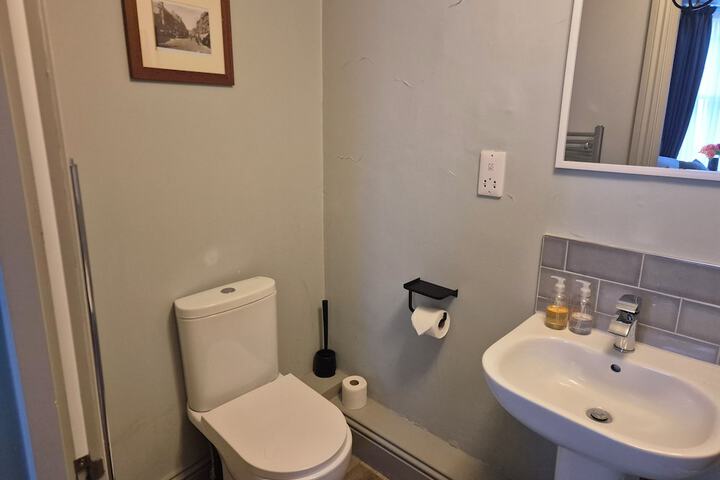 Room 10 of 20