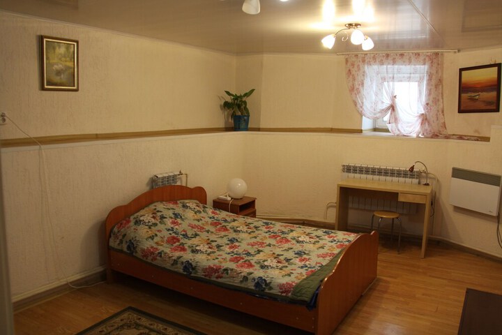Room 11 of 41