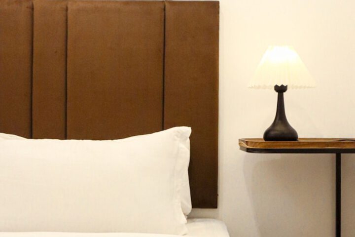 Room 40 of 326