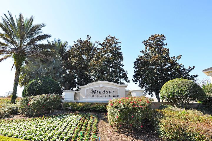 Hotel Exterior 138 of 150