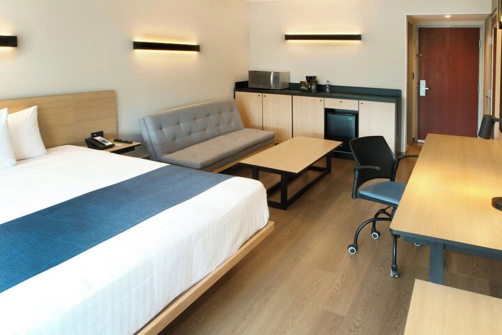 Room 13 of 55