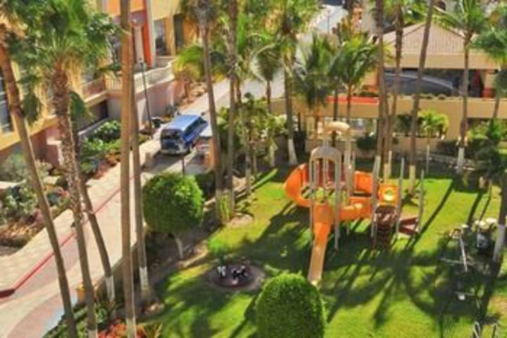 Hotel 4 of 9