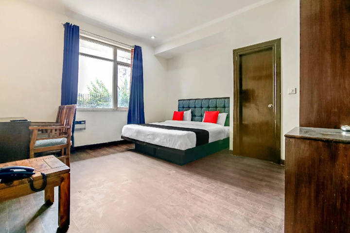 Room 2 of 15