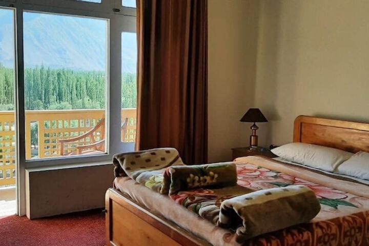 Room 30 of 47