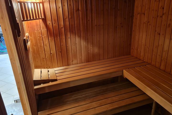 Spa 53 of 88