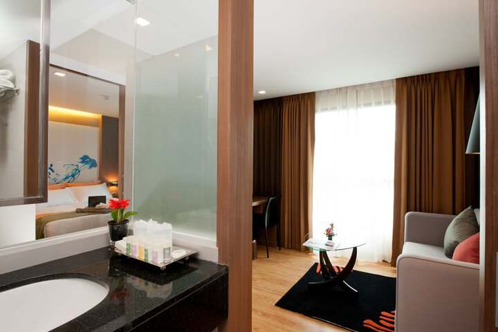 Room 28 of 47