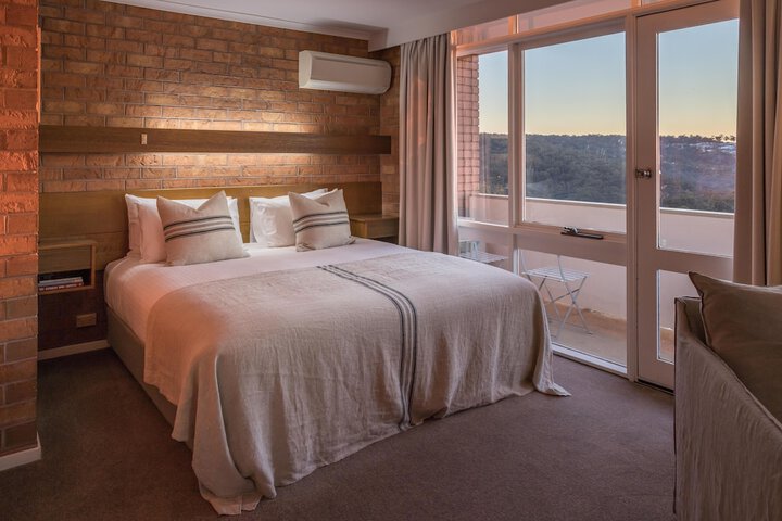 Room 14 of 78
