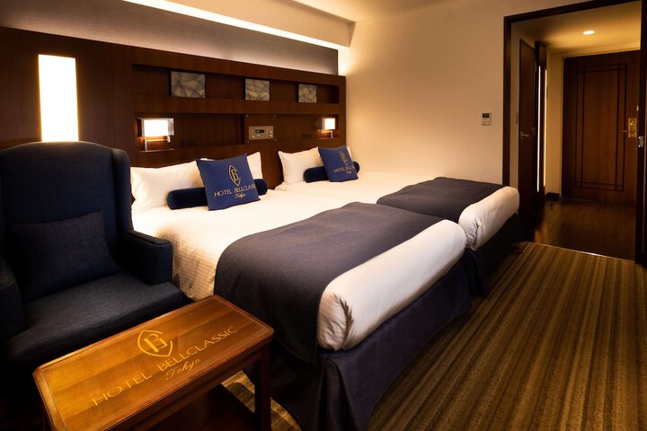 Room 6 of 15