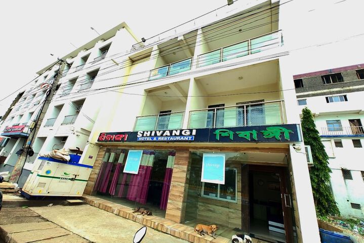 Goroomgo Hotel Shivangi Puri