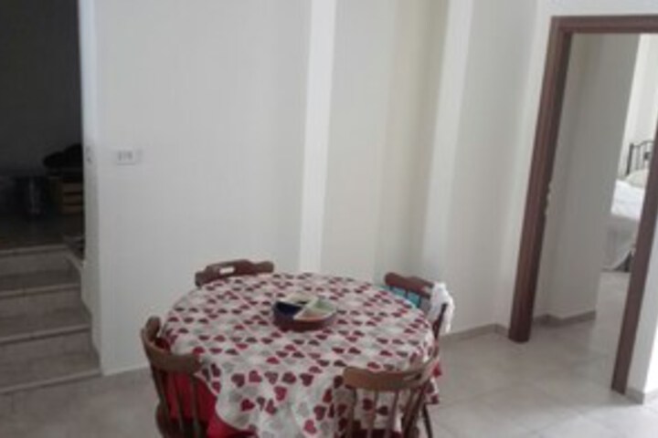 Room 26 of 92