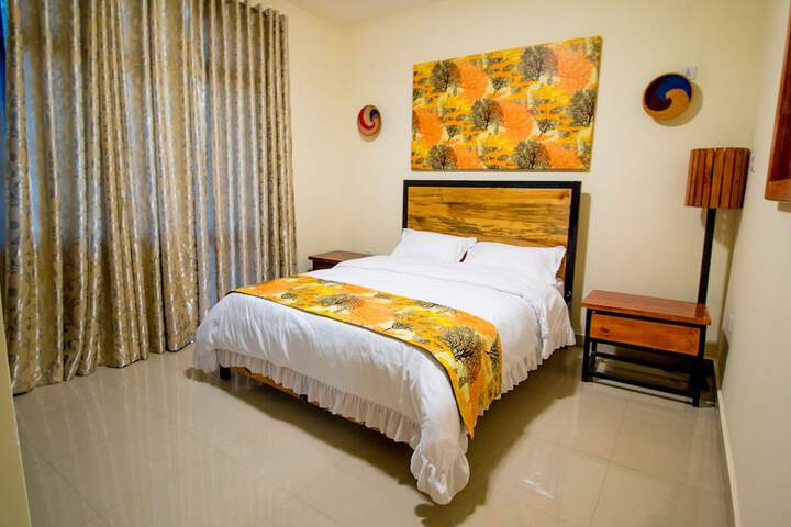 Room 4 of 43