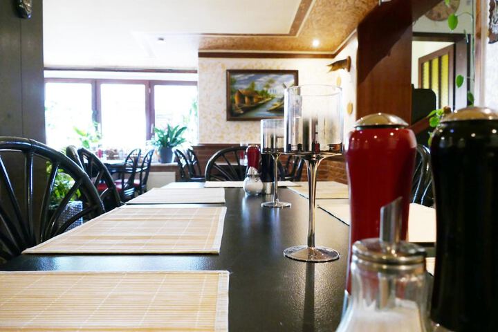 Dining 20 of 28