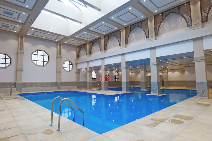 Pool 53 of 101
